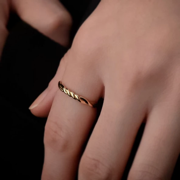 14 Ayar Altın Burgu Yüzük - Resim 2