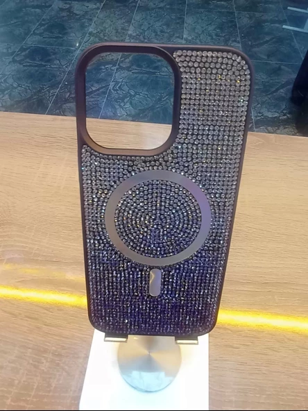 İPhone 16 Pro Max Uyumlu Taşlı MagSafe Özellikli Darbe Korumalı Kapak Karbon Kılıf - 5