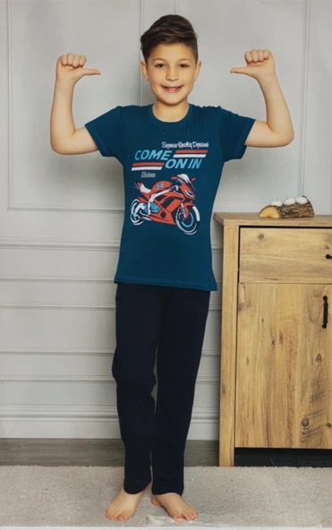 Kısa Kol Tişört  , Uzun Pantolon Erkek Çocuk Pijama M00672 - 10