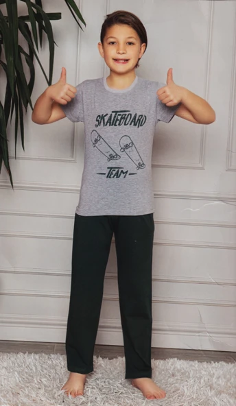 Kısa Kol Tişört  , Uzun Pantolon Erkek Çocuk Pijama M00672 - 8