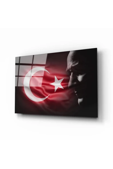 Türk Bayrağı Ve Atatürk Silüet 2 Dekoratif ve Modern Cam Tablo