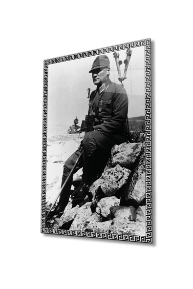 Atatürk Dekoratif ve Modern Cam Tablo 4 Mm Dayanıklı Temperli Cam ürün görseli