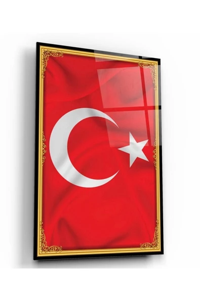Kırmızı Bayrak Dekoratif ve Modern Cam Tablo