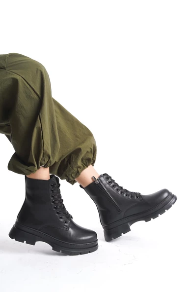 Kadın Günlük Kısa Bot Kalın Taban Bağcıklı Tam Kalıp Rahat Taban Kadın Bot - Resim 3