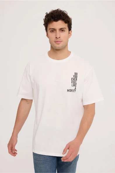 White MISFIT HALF-RELAX TEE