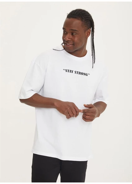 White STAY STRONG RELAX TEE - Resim 4