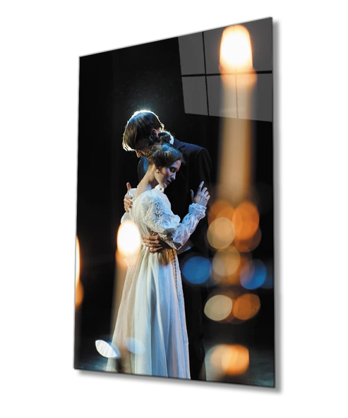 Kadınlar Işıklar İçinde Romantik Dans ürün görseli 1