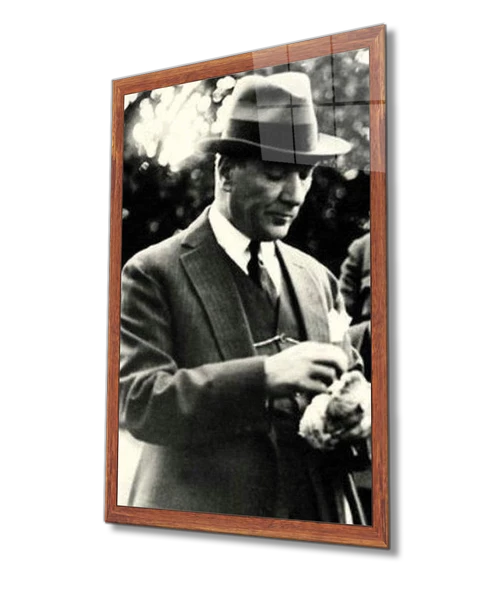 Atatürk Dekoratif ve Modern Cam Tablo ürün görseli