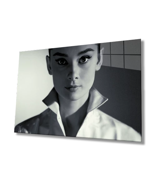Audrey Hepburn Dekoratif ve Modern Cam Tablo ürün görseli