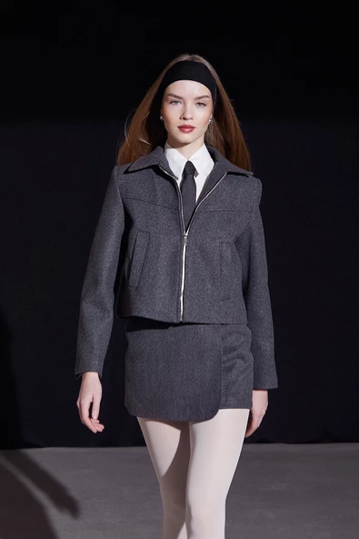 Önü Katlı Kaşe Etek Antirasit ürün görseli 1