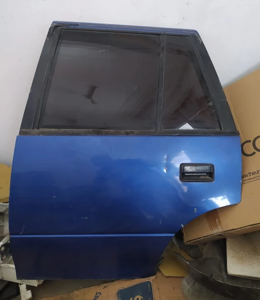 Suzuki Swift 90-03 Arka Sol Kapı Çıkma Dolu