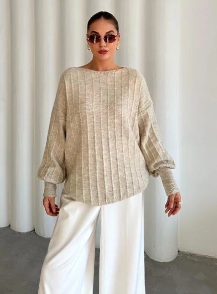 Açık Bej Kayık Yaka Fitilli Oversize Kazak