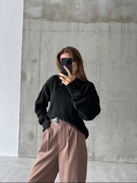Siyah Marka Model Yumoş Triko Kazak - 3