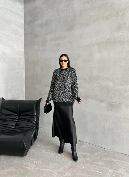 Siyah Fiona Bisiklet Yaka Leopar Desenli Kazak - 3
