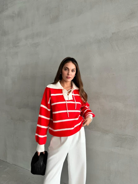 Kırmızı Mike Polo Yaka Kırmızı Çizgili Önü Bağcık Triko Kazak - Resim 4