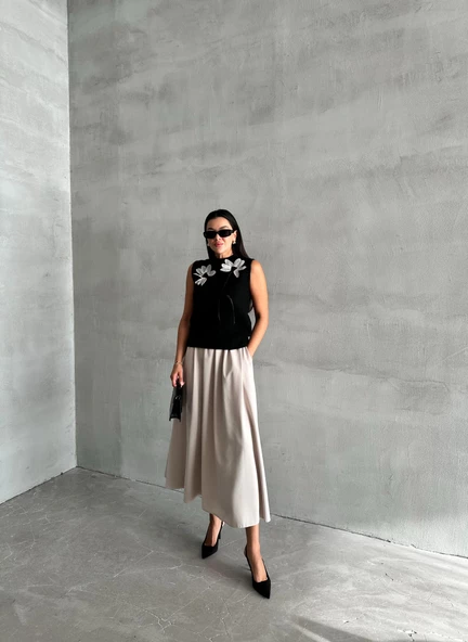 Siyah Papatya Apikeli Triko Süveter - Resim 7