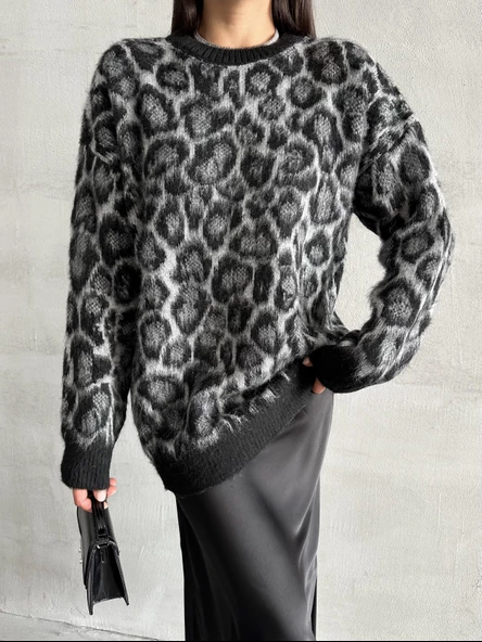 Siyah Fiona Bisiklet Yaka Leopar Desenli Kazak