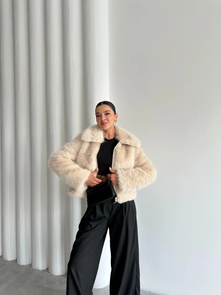 Bej Winnie Önü Fermuarlı Kürk Mont - 6