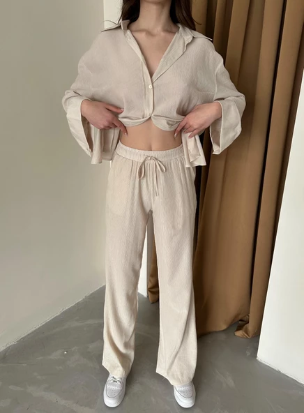 Taş Dokulu Gömlekli Pantolon Takım ürün görseli