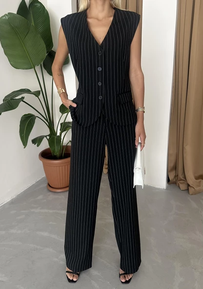 Siyah Çizgili Poliviskon Cepli Yelek Palazzo Pantolon Takım - Resim 2