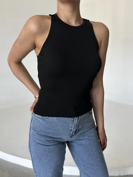 Siyah Halter Yaka Vücuda Oturan Triko Atlet - 2