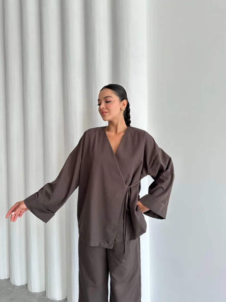 Kahve Lisa Yan Bağlamalı Pantolon Takım - 7