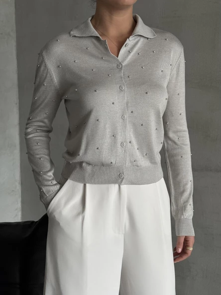 Gri Polo Yaka Mini Topçuklu Bluz - 3