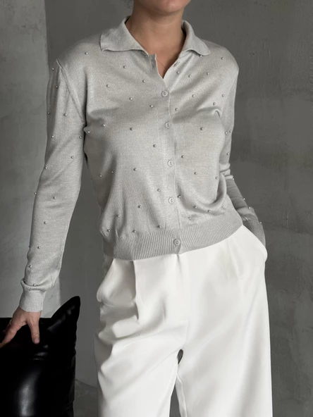 Gri Polo Yaka Mini Topçuklu Bluz - 2