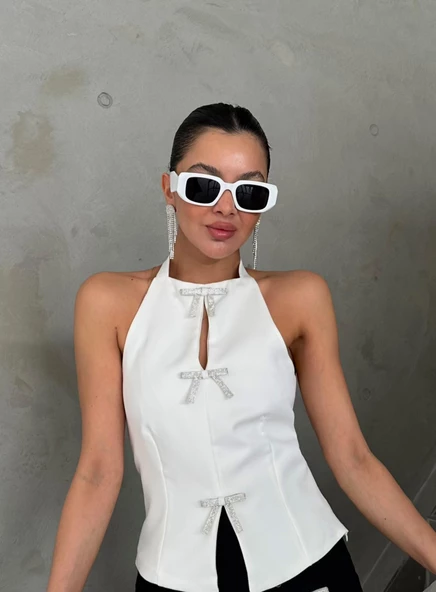 Beyaz Fiyonklu Sırt Dekolteli Bluz - 3