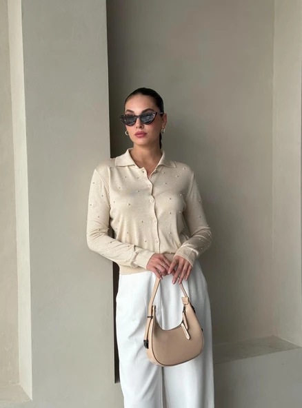 Taş Polo Yaka Mini Topçuklu Bluz - 5