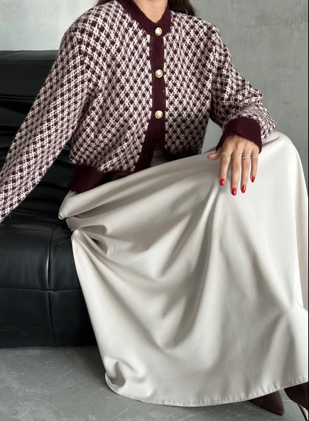 Bordo Bisiklet Yaka Gold Düğmeli Desenli Hırka - 3