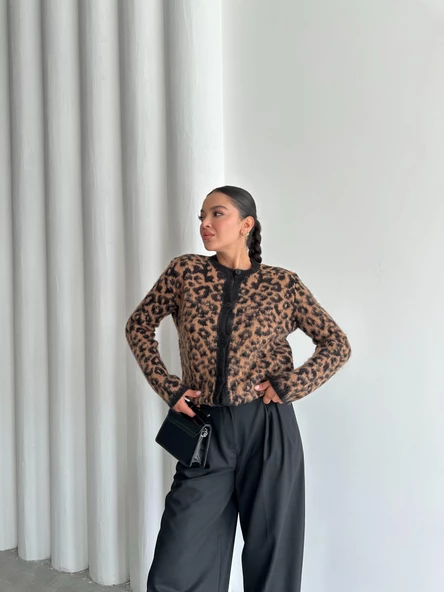 Siyah-Hardal Leopar Desenli Hırka - 3