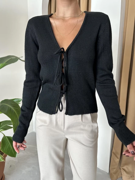 Siyah Three Bağlamalı Hırka - Resim 2