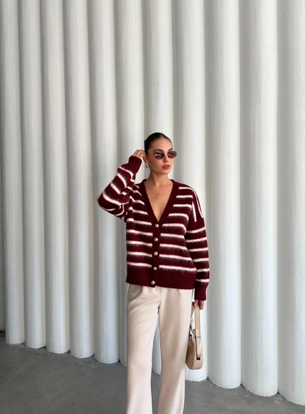 Bordo-Ekru Yumoş Enine Çizgili Hırka - 8