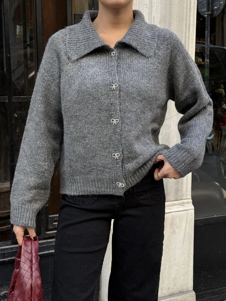 Antrasit Taşlı Fiyonk Düğmeli Hırka - Resim 2