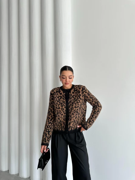 Siyah-Hardal Leopar Desenli Hırka - 4