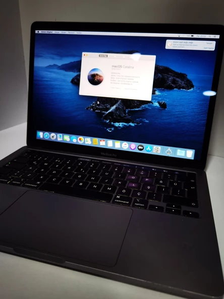 PTTAVM: Apple MacBook Pro A2251 EMC 3348 Intel Core i5-1038NG7