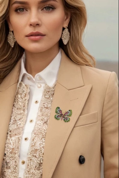 Kelebek Zarif Broş 130K - 2