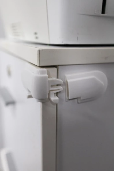 6 Adet Vidasız Iz Bırakmaz Bebek Çocuk Dolap Köşe Kenar Emniyet Çocuk Bebek Güvenlik Emniyet Seti - 6