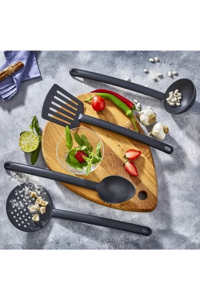 4 Parça Yanmaz Yapışmaz Teflon Kaplama Servis Seti Kepçe Kevgir Spatula Kaşık Plastik Servis Takımı ürün görseli