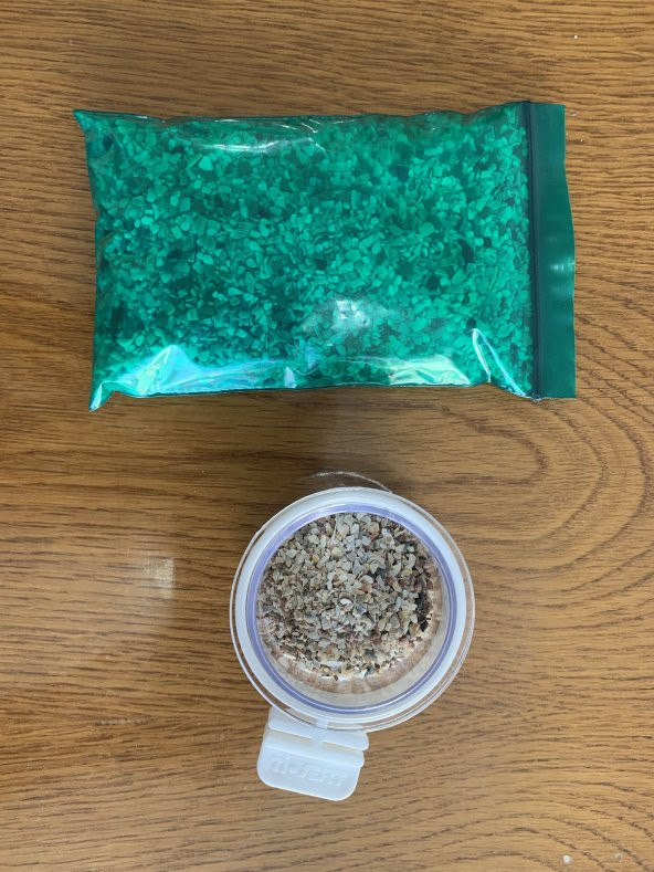 Muhabbet Kuşları İçin Kuş Kumu + kırılmaz kum kabı - 2