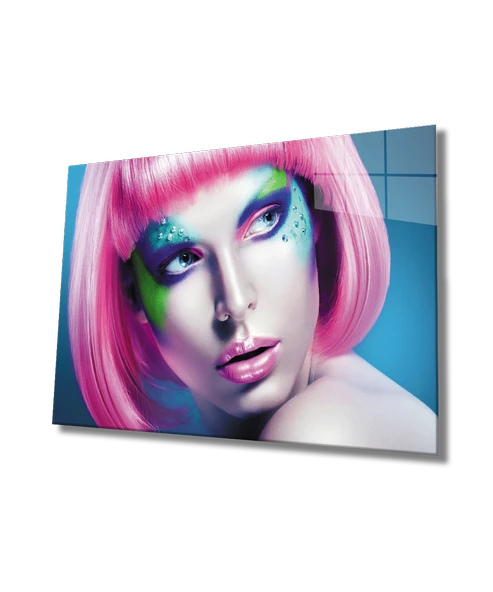 Pembe Saç  Makyajlı Kadın Dekoratif ve Modern Cam Tablo