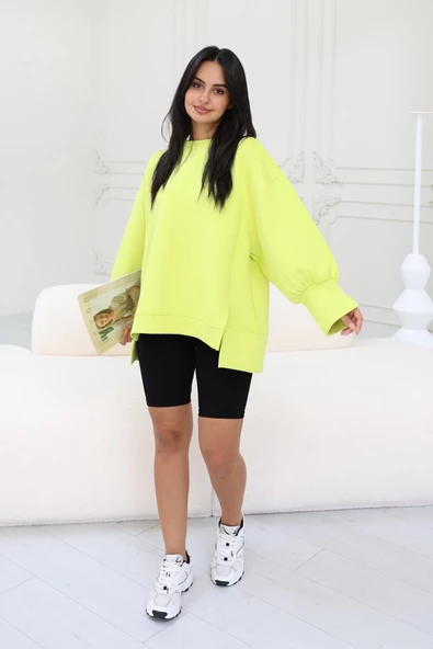 Yırtmaç Detaylı Oversize Sweatshirt Neon Yeşil