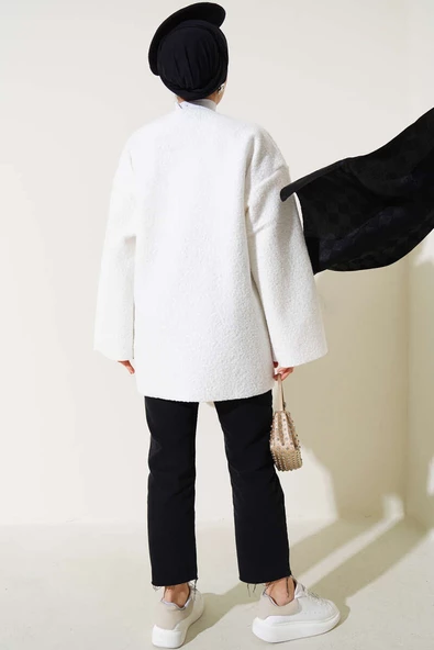 Önü Kurdeleli Buklet Ceket Ekru - Resim 3