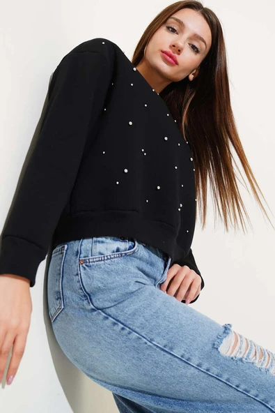 Önü Boncuklu Üç İplik Kısa Sweatshirt Siyah ürün görseli 1