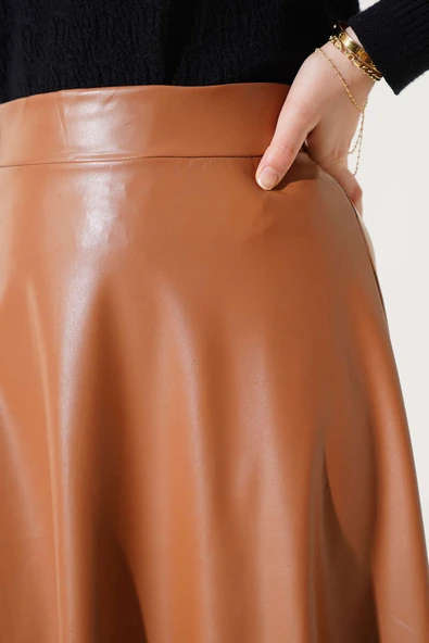 Beli Lastikli Kloş Deri Etek Latte - Resim 4