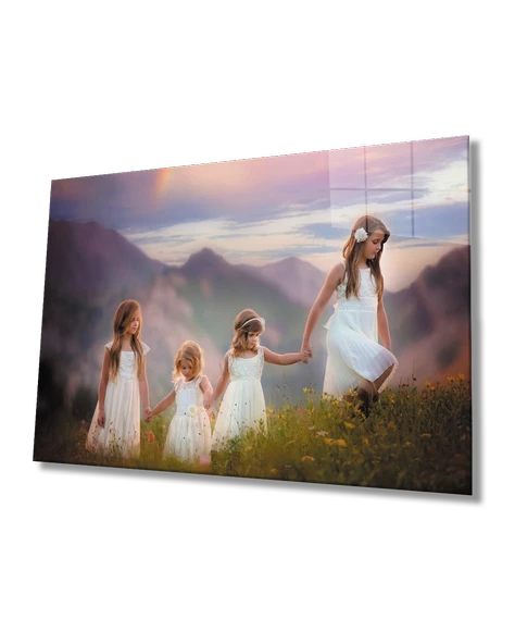 Beyaz Elbiseli Kız Çocukları ürün görseli