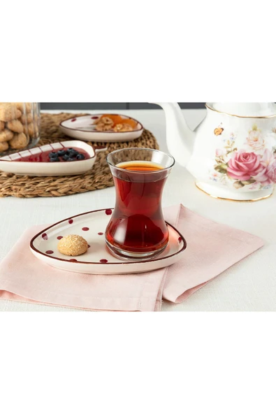Madame Coco Vie Rouge Sauvage Çay Tabağı - 15 Cm