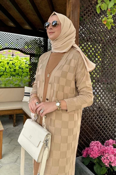 Dama Desenli Bej Triko Hırka - Resim 7