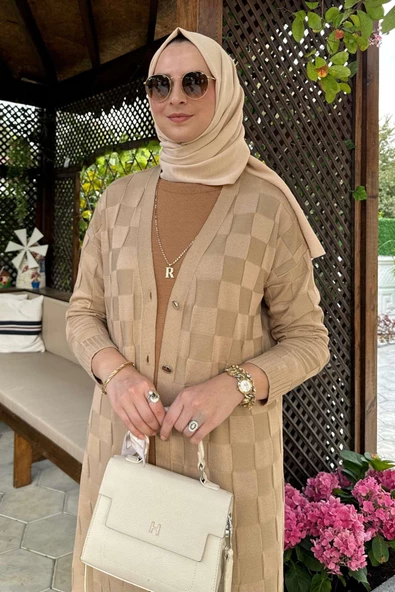 Dama Desenli Bej Triko Hırka - Resim 2